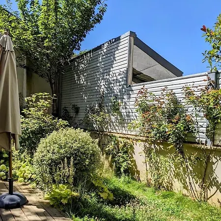Maison Familiale Parisienne: Spacious 3-bedroom With Garden And Parking Apartment La Garenne-Colombes